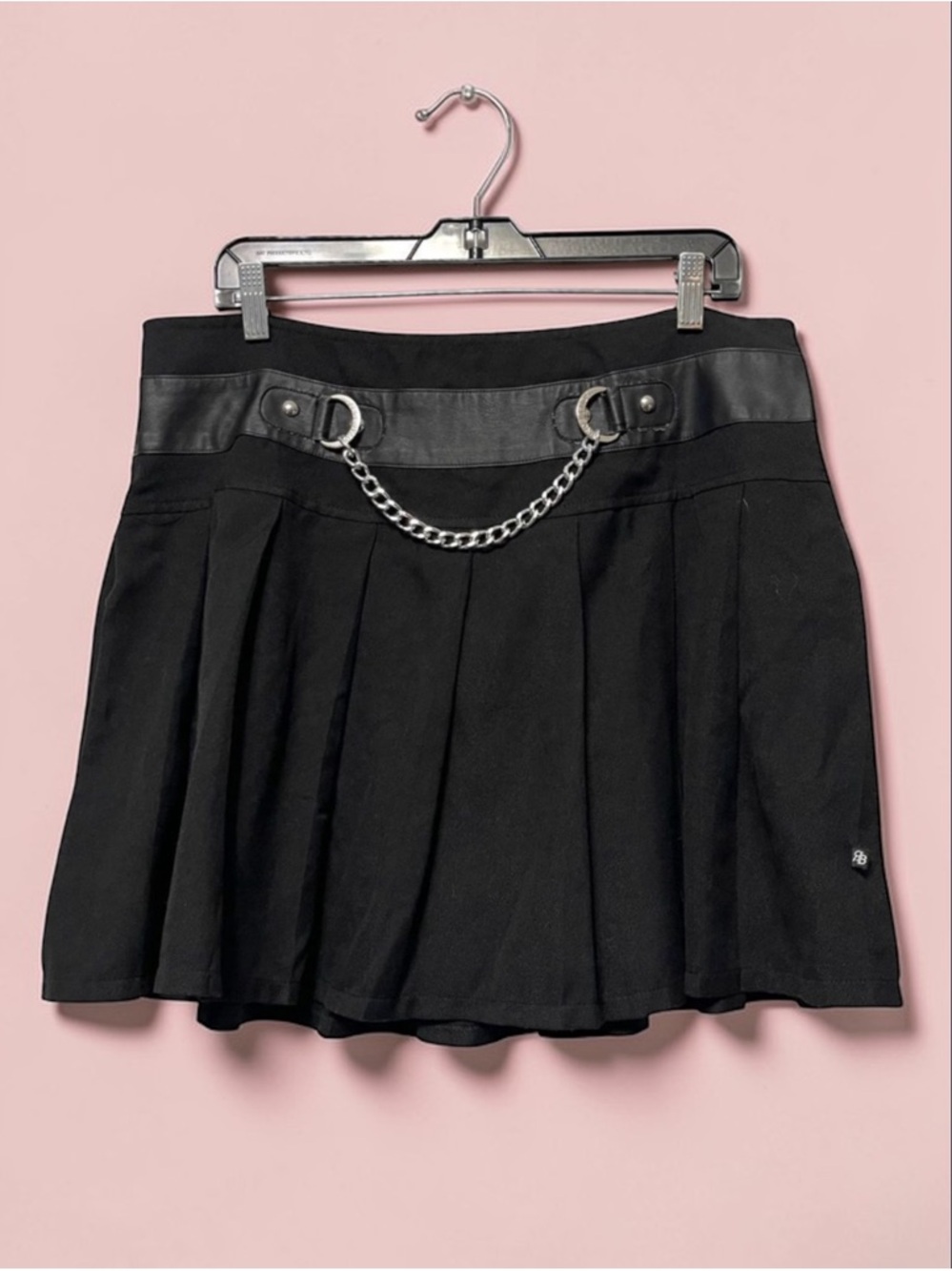 ROYAL BONES Pleated Chain Deco Mini Skirt 2X